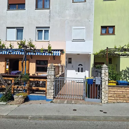 Апартаменти Letotel Пула