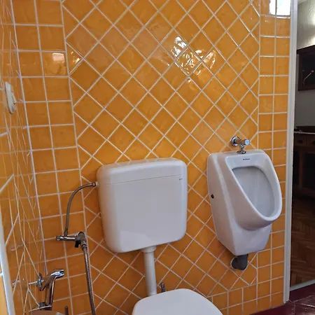 Letotel Apartamento Pula